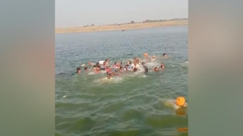 ?Boat capsize in Rajasthan's Chambal, 14 missing