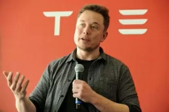 Musk defends his decision after suspending accounts of prominent journalists
