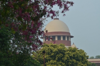 SC says everybody can't be permitted to treat Covid, seeks Centre response on alternative medicines