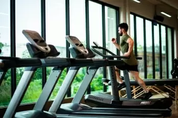 Delhi Gym Tragedy: 24-Year-Old Electrocuted While Using Treadmill
