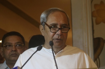 Patnaik seeks Soren's cooperation for completion of Ichha Dam