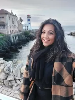 Meghna Naidu enjoys Christmas vacation in Portugal with husband Luis