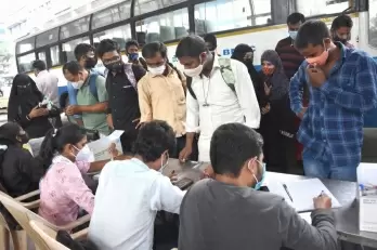 K'taka: Passengers from Maha, Kerala to undergo Covid test
