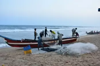 Fishermen in Tamil Nadu Demand Release of Seized Boats by Sri Lankan Navy