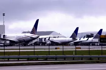United Airlines orders 200 more Boeing 737 MAX jets