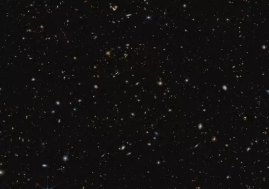 Webb telescope finds over 700 galaxies of early universe
